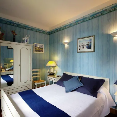 Avec Jardin, Wifi, Animaux Admis - Fr-1-496-90 * Bussieres (Loire)