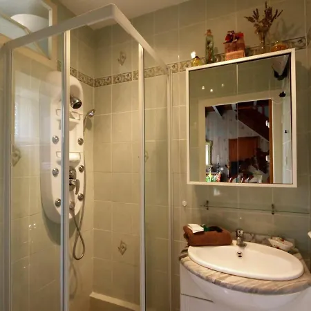 Avec Jardin, Wifi, Animaux Admis - Fr-1-496-90